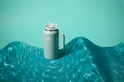 STANLEY Quencher H2.0 Flow State Tumbler, 64 oz, Seafoam