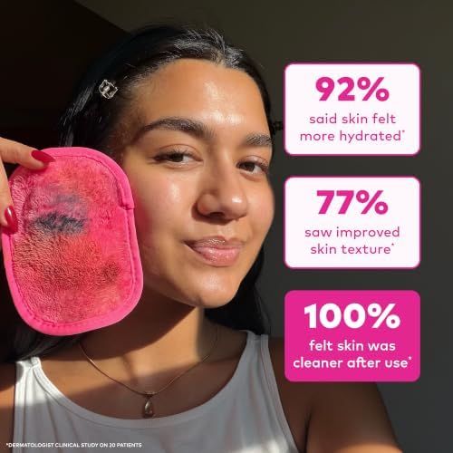 The Original MakeUp Eraser 7-Day Set, Erase All Makeup with Just Water, Including Waterproof Mascara, Eyeliner, Foundation, Lipstick, Sunscreen, and More! Soda Pop 7ct