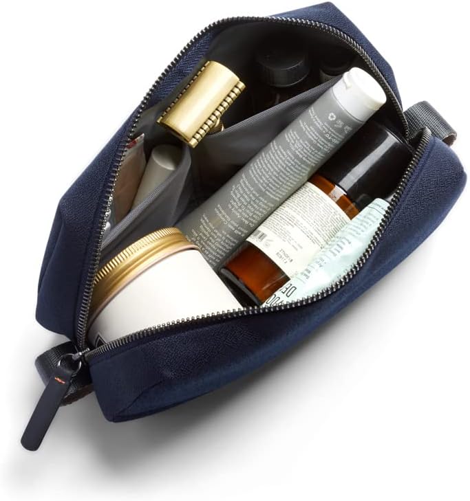 Bellroy Toiletry Kit (Unisex Toiletry Bag, Zipper Closure, Water-Resistant Lining, Toothbrush Sleeve with Magnetic Closure, Internal Mesh Pocket Organization) -Bronze