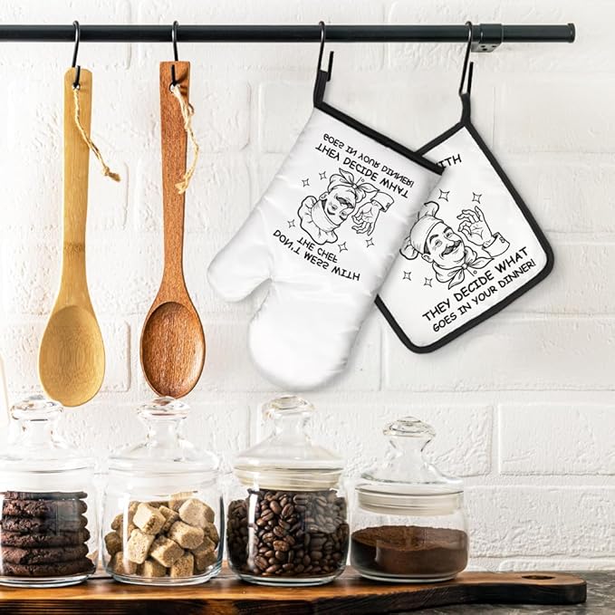 Don't Mess with The Chef They Decide What Goes in Your Dinner Funny Oven Mitts and Pot Holders Set, Home Cooking Baking Tools, Housewarming Gifts for Male Host, Kitchen Gifts for Dad Uncle Men
