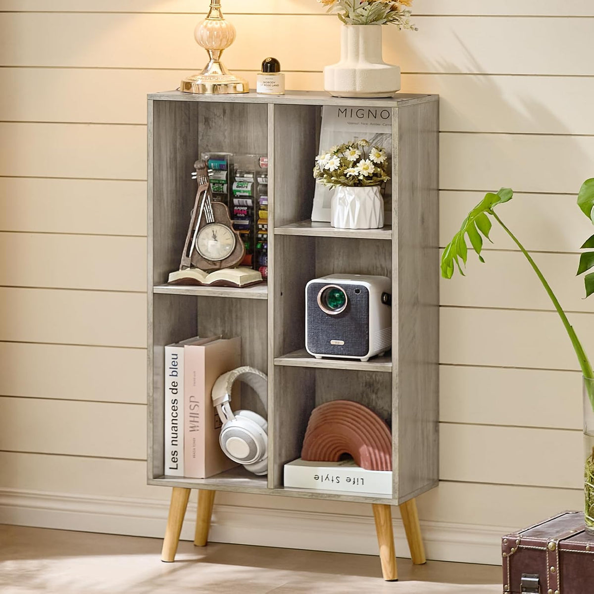 5 Cube Small Bookshelf,3 Tier Mid-Century Modern Bookcase with Legs,Wood Bookshelves Storage Organizer Shelf,Free Standing Narrow Book Shelves,Rustic Grey Corner Bookcases for Bedroom,Living Room
