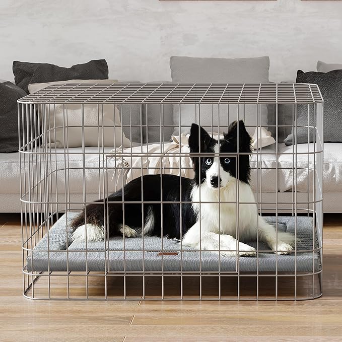 WESTERN HOME Dog Bed for Crate, Medium/Large Dogs Crate Bed with Soft Wavy Plush Comfortable Anti-Slip Kennel Pad Washable Pet Beds Mat for Dogs & Cats, Grey