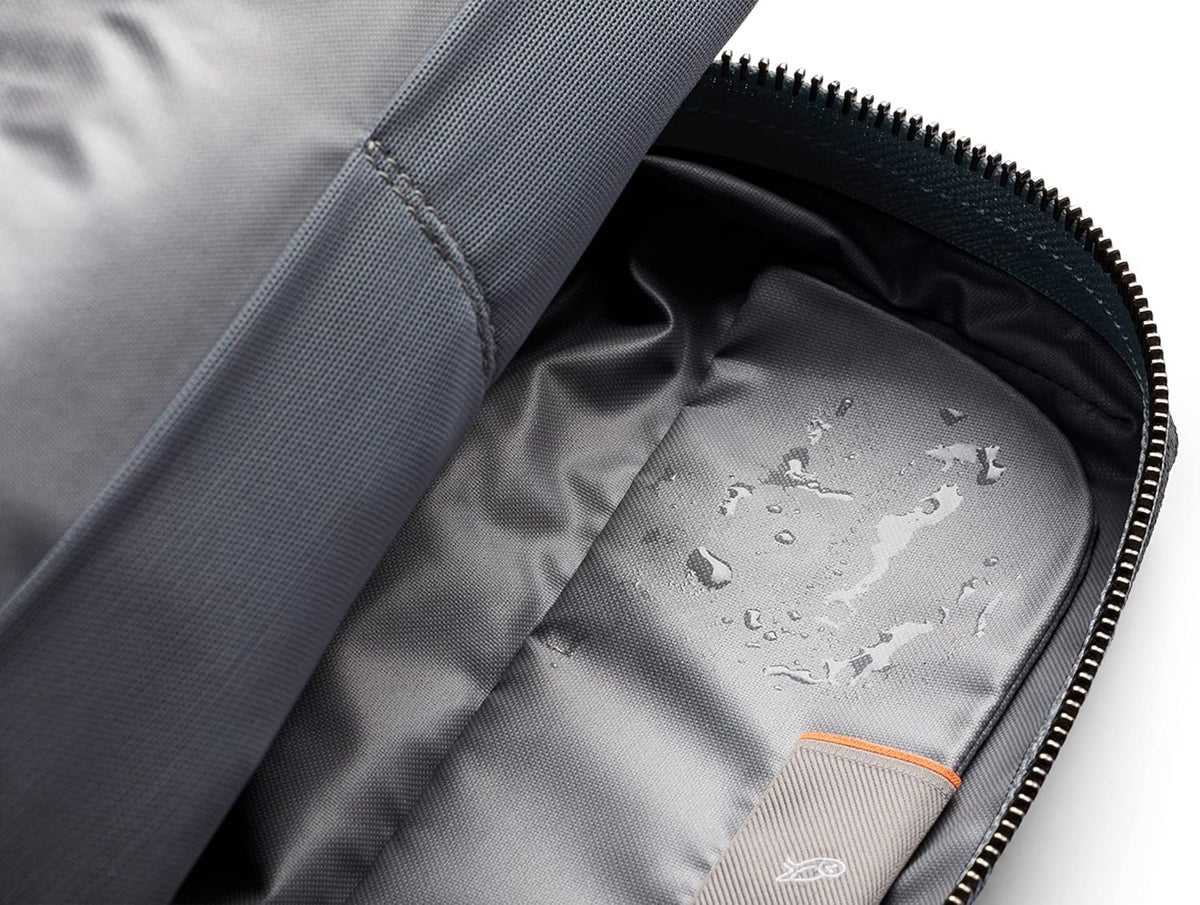 Bellroy Toiletry Kit (Unisex Toiletry Bag, Zipper Closure, Water-Resistant Lining, Toothbrush Sleeve with Magnetic Closure, Internal Mesh Pocket Organization) -Bronze