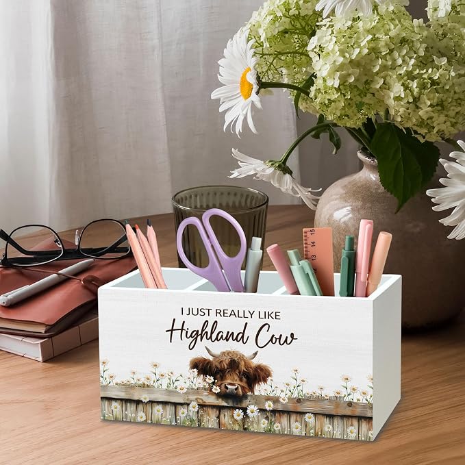 DILSJ Highland Cow Decor Pen Pencil Holder Organizer for Desk, Highland Cow Gifts for Women, Love Your Till the Cows Come Home Wooden Box Signs for Home Office Desk Tabletop Decoration